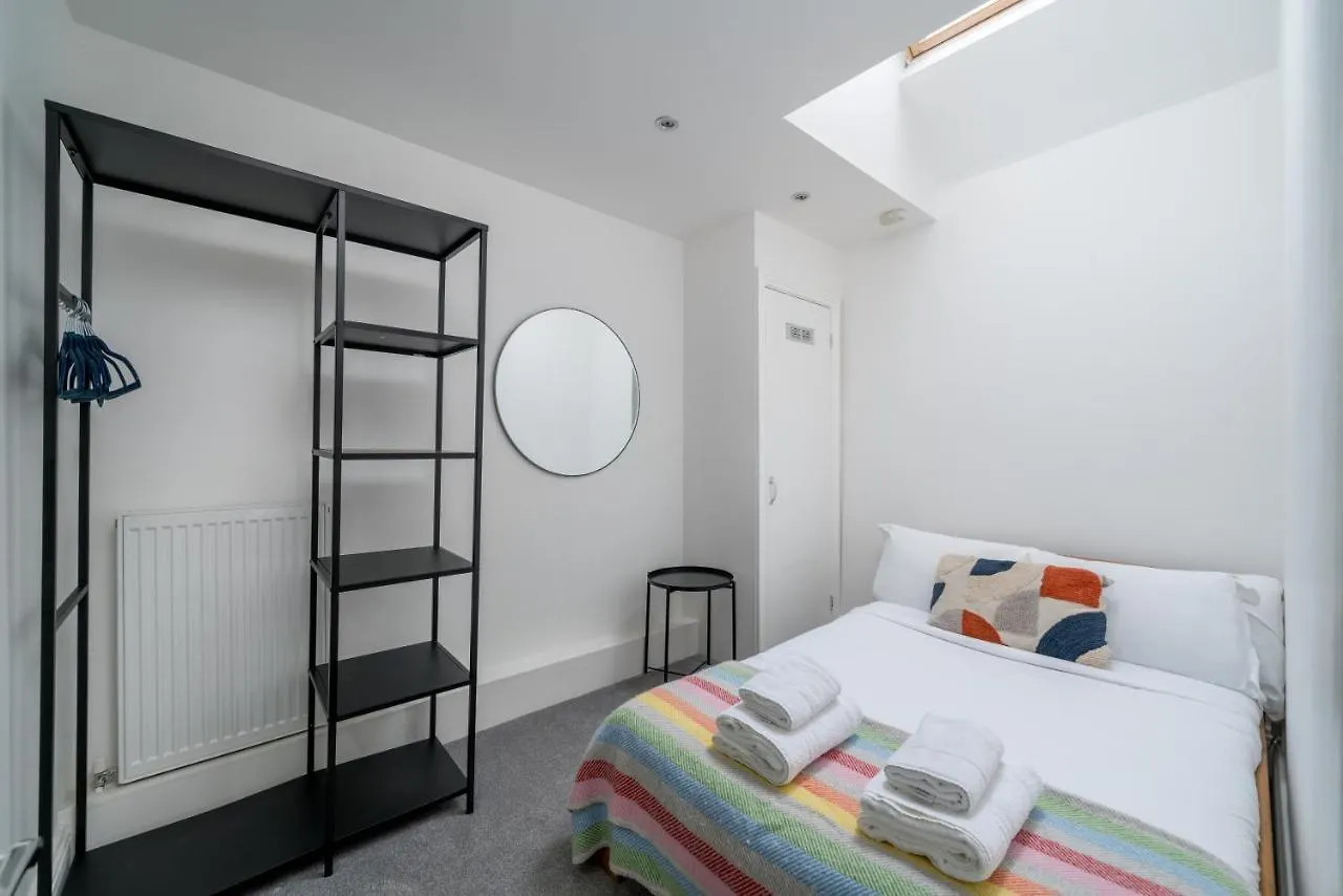 Stunning 3 Bedroom Duplex With Terrace Brighton 0*,  Reino Unido