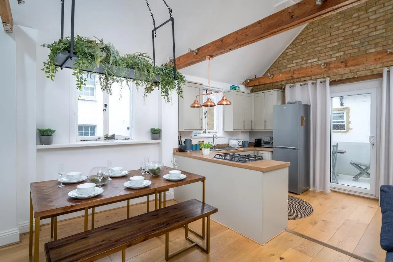 Stunning 3 Bedroom Duplex With Terrace Brighton 0*,  Reino Unido