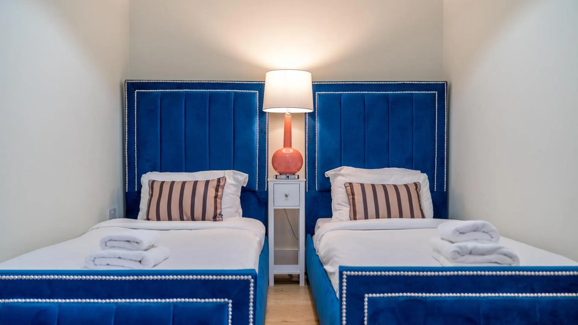 Stunning 3 Bedroom Duplex With Terrace Brighton 0*,  Reino Unido